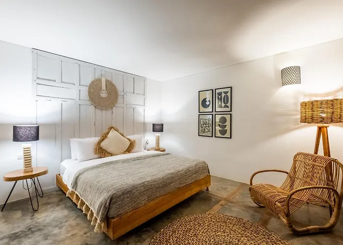 Naga - Spacious Luxury 4bdrs - Bingin 乌鲁瓦图