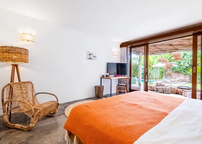 Naga - Spacious Luxury 4bdrs - Bingin فيلة أُلُواتو